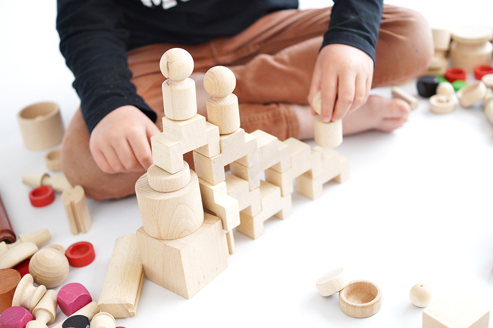 Milaniwood voor blog Wat is open einde speelgoed?